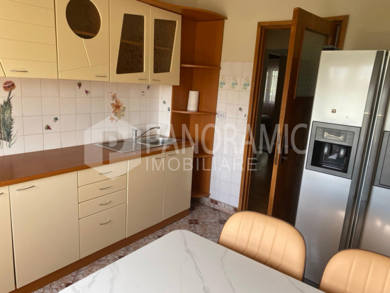 Apartament cu 4 camere (2 dormitoare) - Zorilor