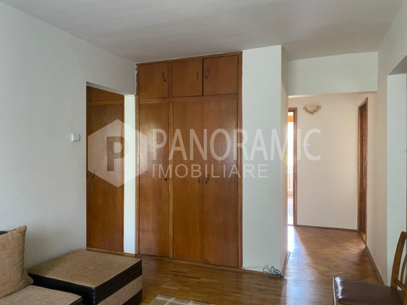 Apartament cu 4 camere (2 dormitoare) - Zorilor