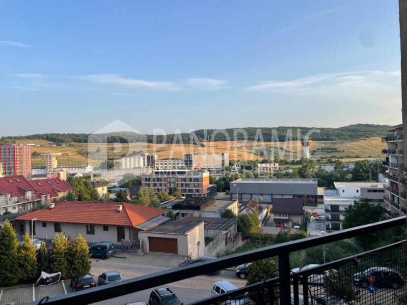 Apartament cu 3 camere (2 dormitoare) - Calea Baciului