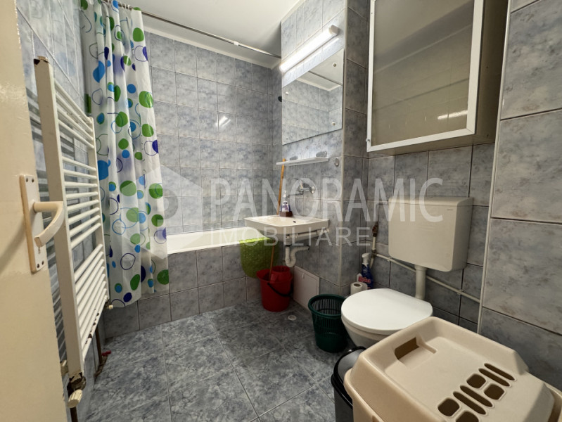 Apartament cu 3 camere semidecomandate - Grigorescu