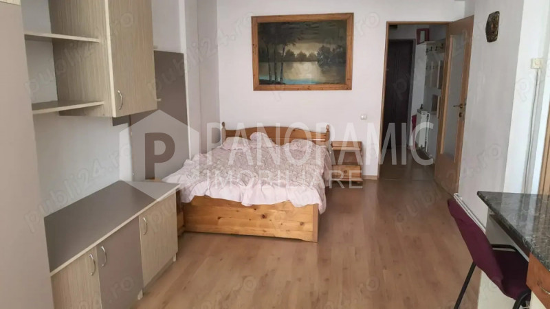 Garsoniera decomandata Marasti zona Clujana