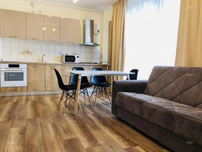 Apartament 2 camere semidecomandate, zona Iulius Mall