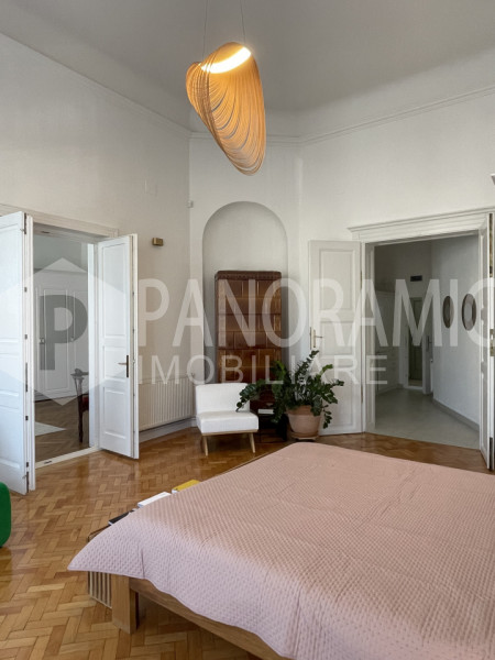 Apartament 4 camere - Ultracentral, Casa mică Banffy