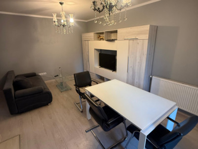 Apartament cu 2 camere - Bună ziua