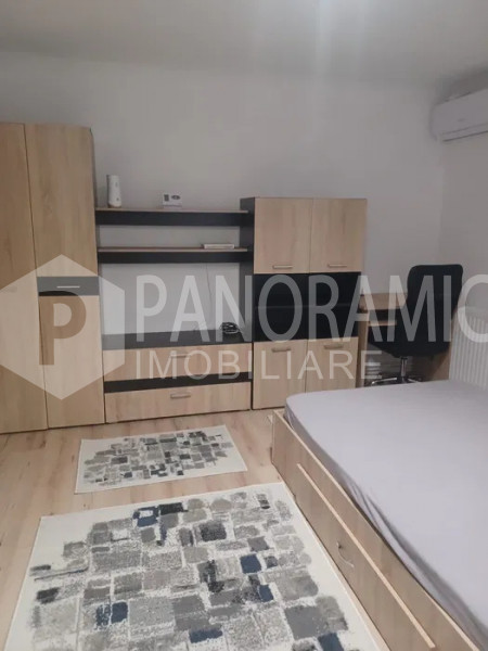 Studio- Victor Babeș