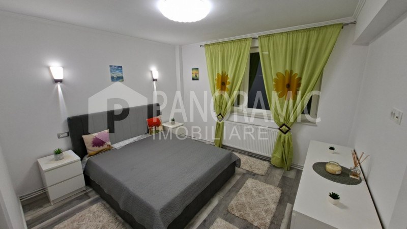 Apartament cu 3 camere - Gruia / Zona Centrală