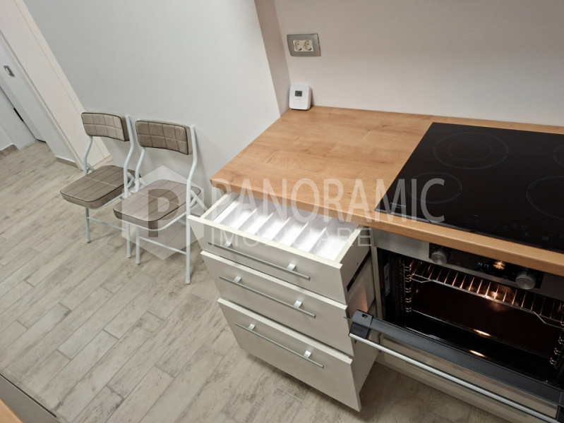 Apartament cu 3 camere - Gruia / Zona Centrală