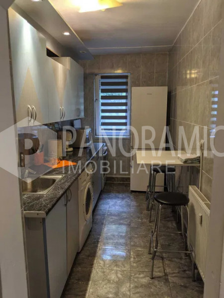 Apartament cu 2 camere decomandate - Mănăștur Mehedinți