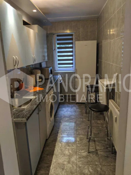 Apartament cu 2 camere decomandate - Mănăștur Mehedinți