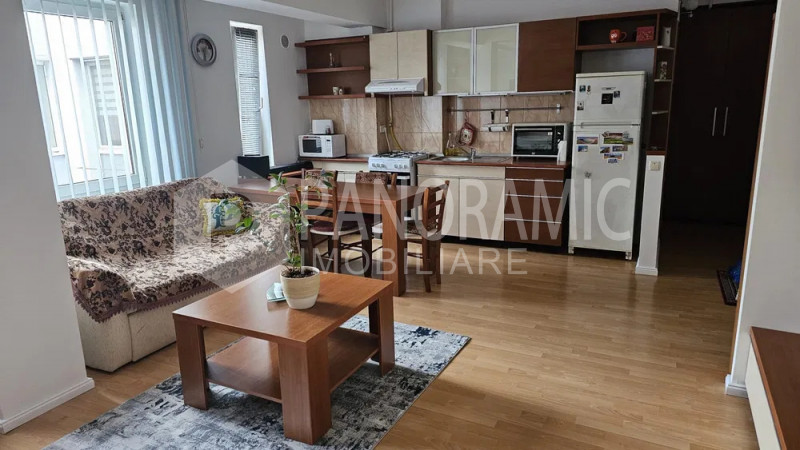 Apartament cu 2 camere semidecomandate - Mărăști 