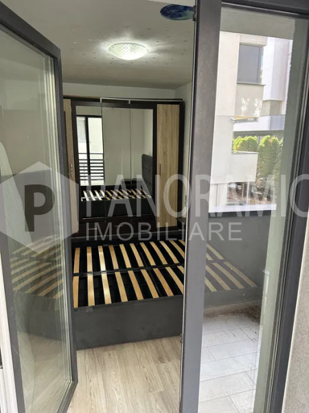 Apartament cu 2 camere decomandate - Între Lacuri zona pod IRA