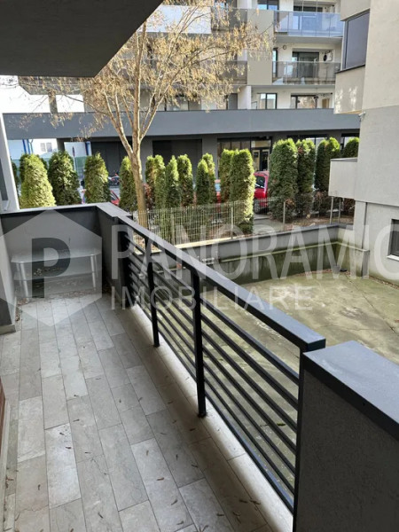 Apartament cu 2 camere decomandate - Între Lacuri zona pod IRA