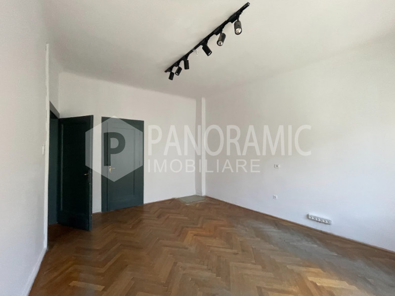 Apartament cu 4 camere - Ultracentral / Bulevardul Eroilor