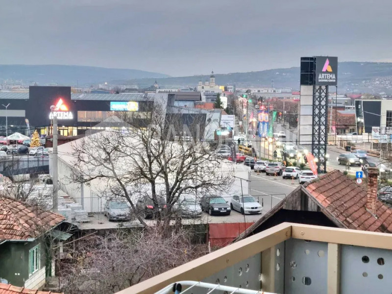 Apartament cu 2 camere - Traian Vuia zona Ambient