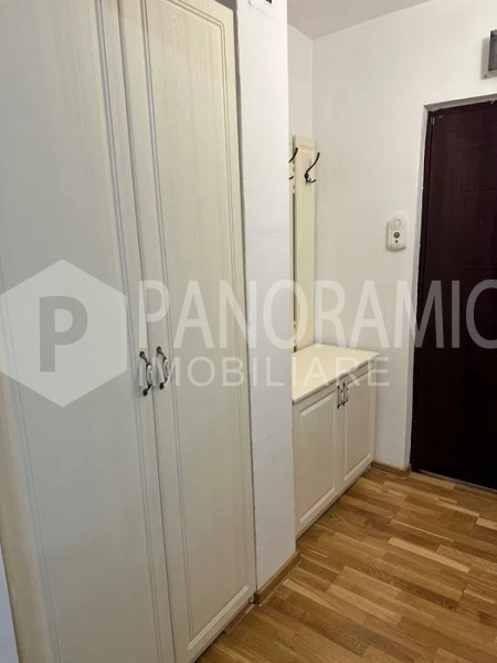 Garsonieră - Zorilor