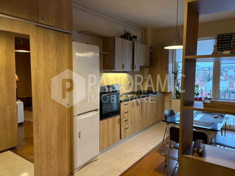 Apartament cu 2 camere - Semicentral