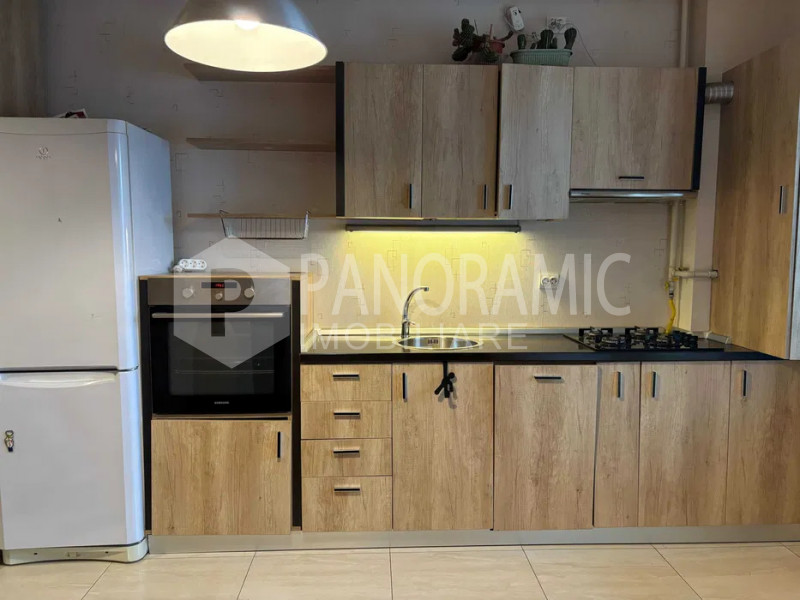 Apartament cu 2 camere - Semicentral