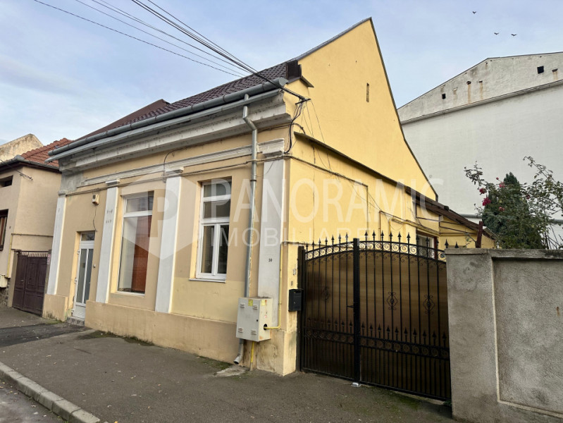 Casă / Spațiu, Zonă Semicentrala