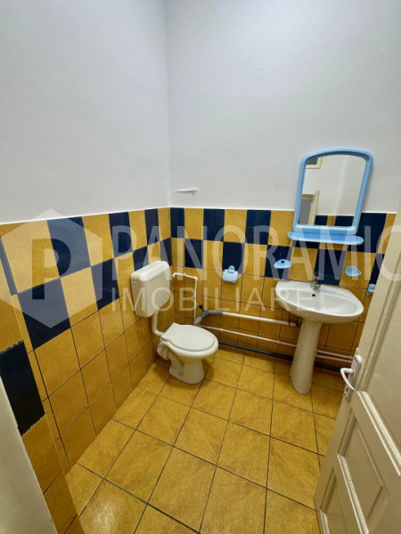 Casă / Spațiu, Zonă Semicentrala