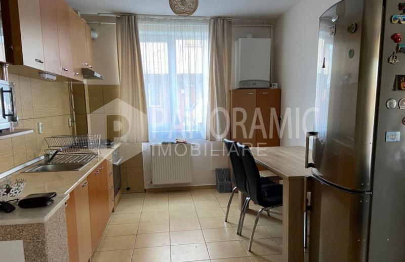 Apartament cu 3 camere - Bună ziua!