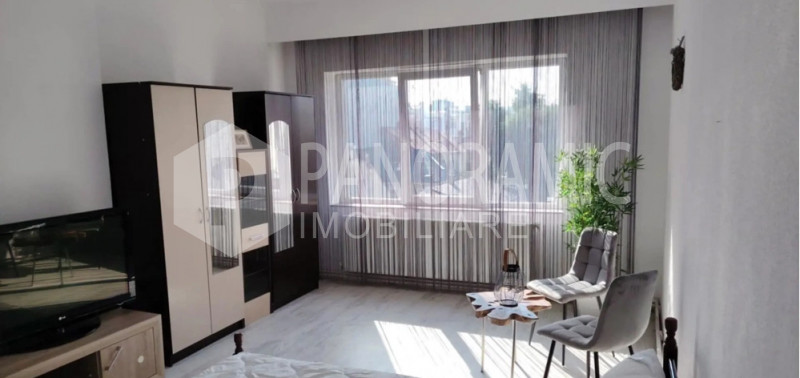 APARTAMENT CU 3 CAMERE, BULEVARDUL 21 DECEMBRIE!