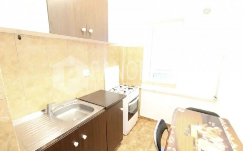 Apartament cu 2 camere decomandate - Mănăștur Mehedinți