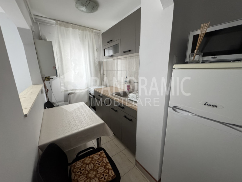 Apartament 4 camere (3dormitoare) Mănăștur zona Mehedinti