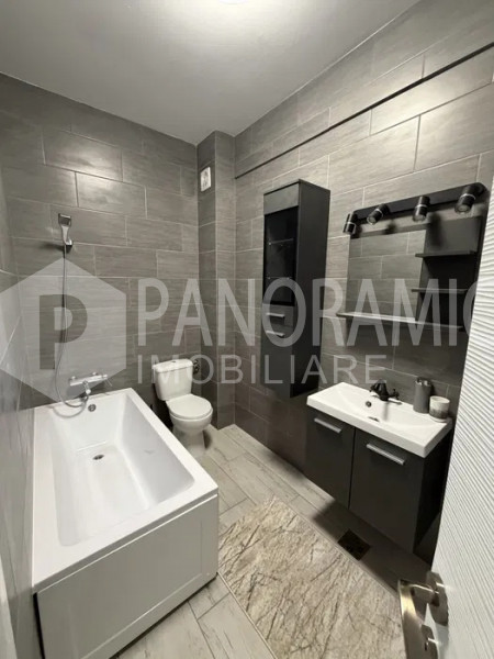 Apartament cu 3 camere - Florești!