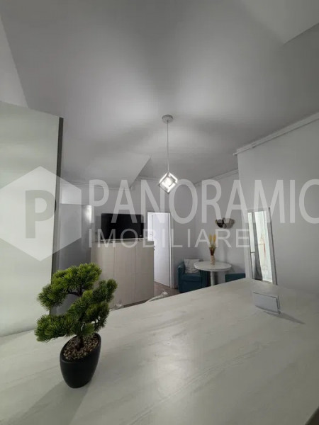 Apartament cu 3 camere - Florești!