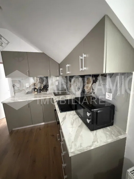 Apartament cu 3 camere - Florești!