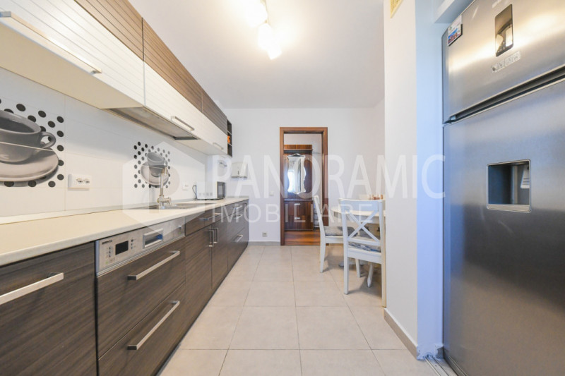 Apartament 4 camere decomandate (3 DORMITOARE) 