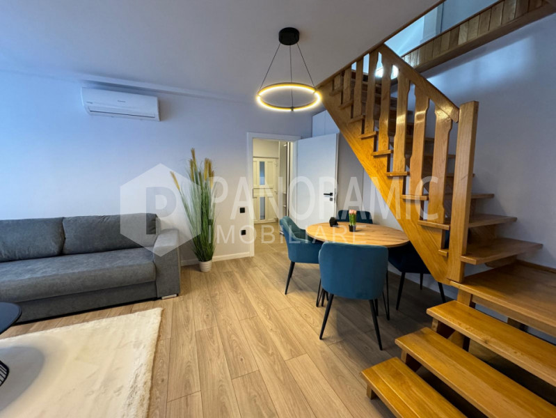 Apartament cu 3 camere - CENTRU