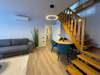 Apartament cu 3 camere - CENTRU