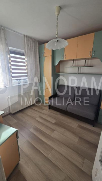 APARTAMENT CU 2 CAMERE, MĂNĂȘTUR