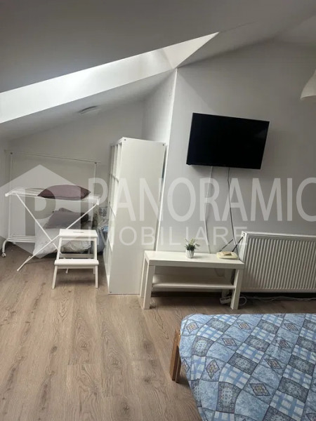 Apartament cu 2 camere semidecomandate - Floresti Florilor