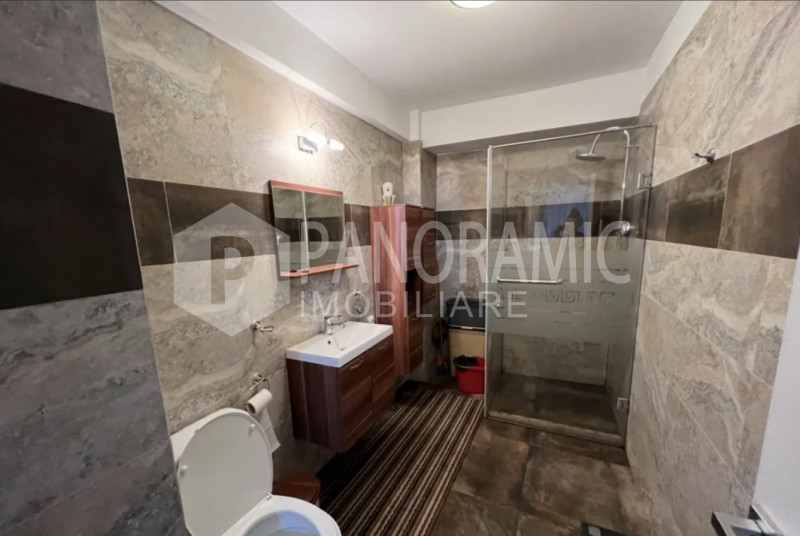 Apartament cu 2 camere - ZONA VIVO