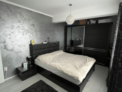 Apartament cu 2 camere - ZONA VIVO