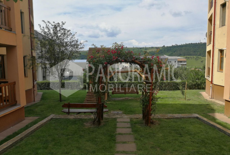 Apartament 4 camere - Baciu