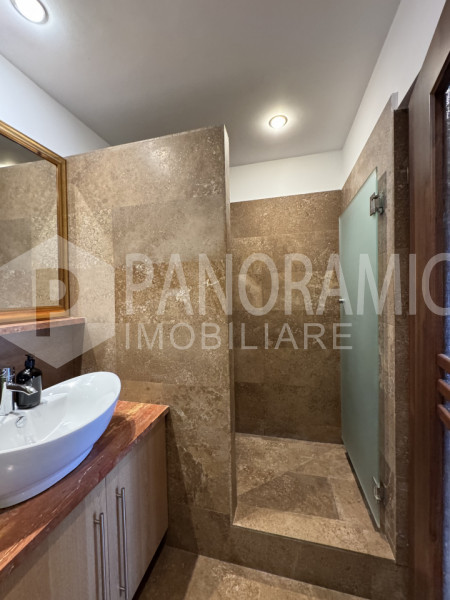 Apartament 4 camere - Baciu zona Regal