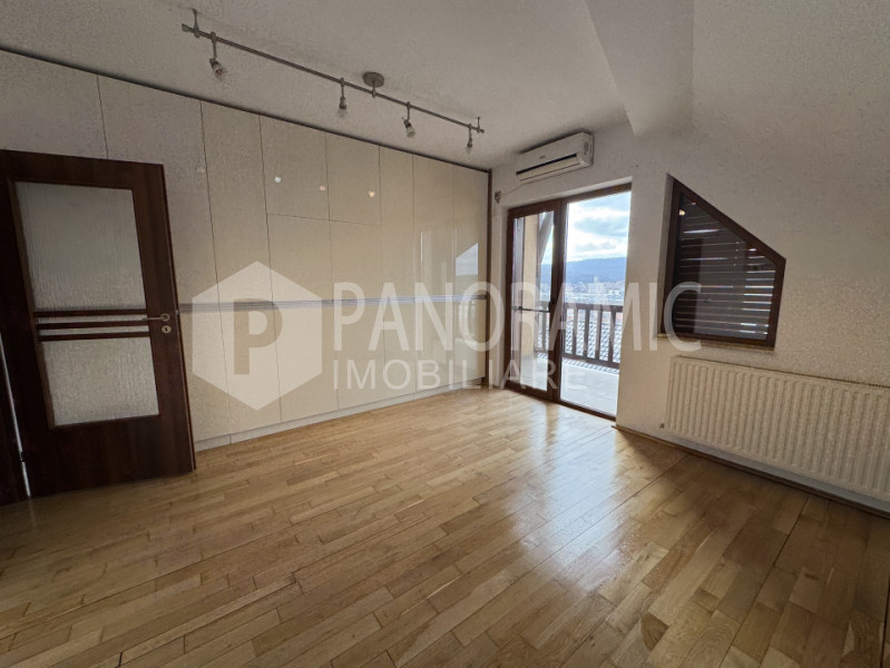 Apartament 4 camere - Baciu zona Regal