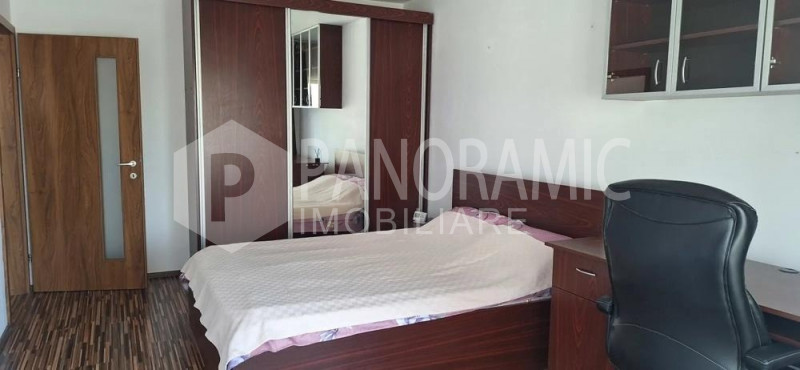 Apartament cu 3 camere-Buna Ziua