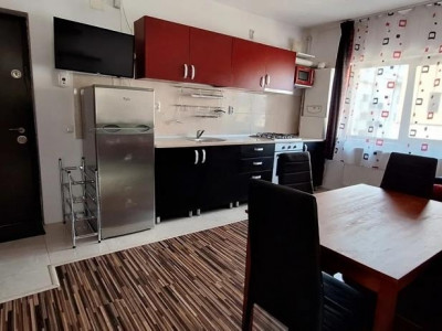 Apartament cu 3 camere-Buna Ziua
