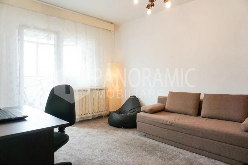 Garsonieră - Zorilor