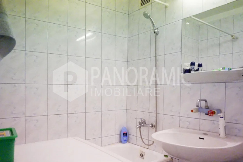 Garsonieră - Zorilor