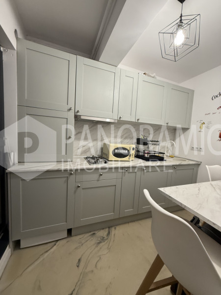 Apartament 2 camere semi-decomandate, Vivo / Metro