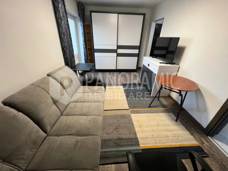 Garsonieră - Zorilor