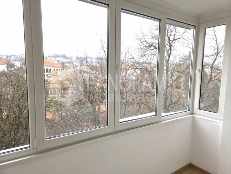 Apartament cu 3 camere - ANDREI MUREȘANU