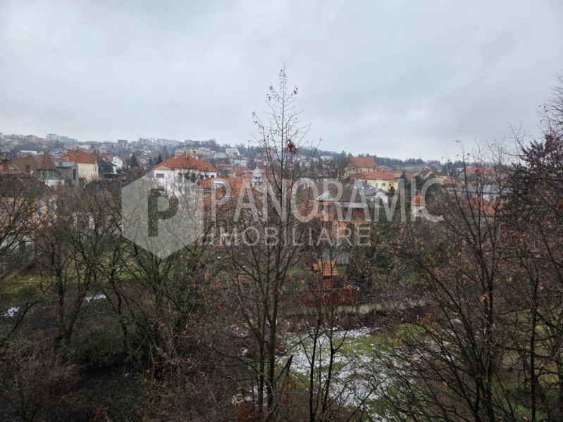 Apartament cu 3 camere - ANDREI MUREȘANU