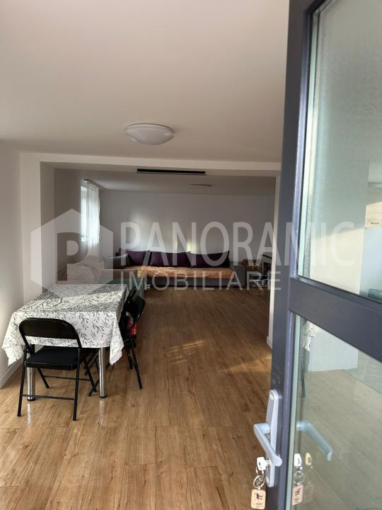 Casă de închiriat cu 5 camere-Baciu