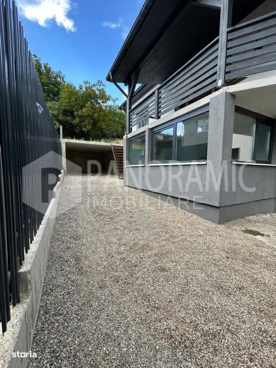 Casă de închiriat cu 5 camere-Baciu
